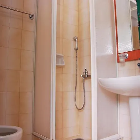 Hotel Giannikos 4*